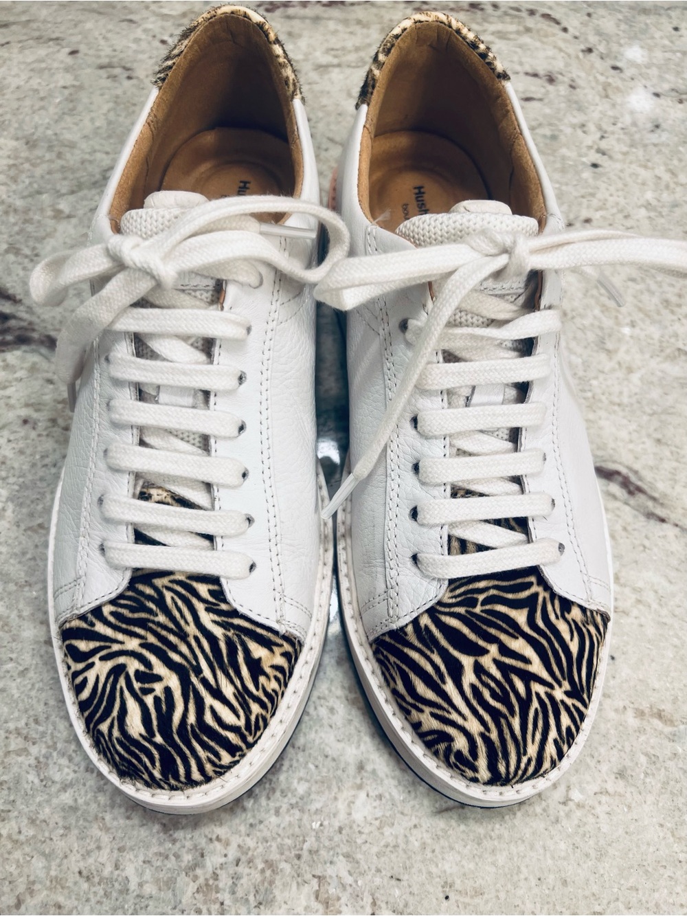 Hush Puppies White Leather Sneakers with Zebra Accent SZ 8.5 - Picture 4 of 8